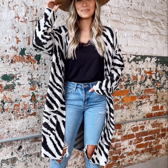 Zebra Lightweight Spring Cardigan - Picture 3 of 5